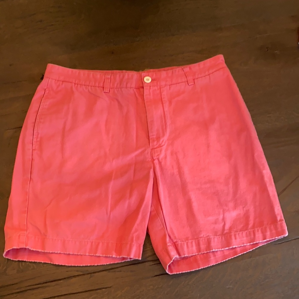 Vineyard Vines men’s Club Shorts size 34